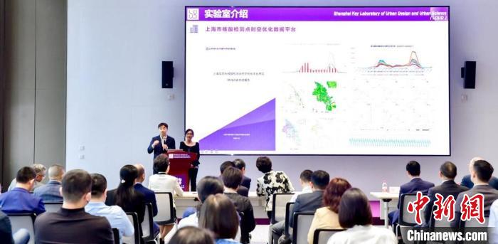 高校、政府與醫(yī)院攜手培養(yǎng)城市科學(xué)、數(shù)字化領(lǐng)域復(fù)合型人才