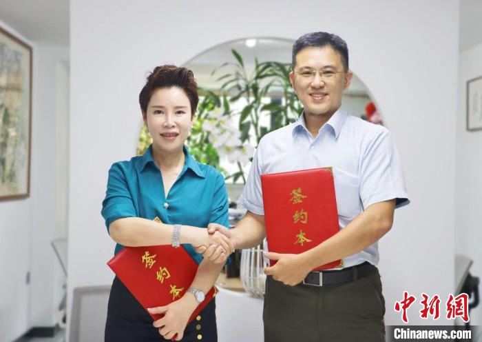 簽署“融情·同心”寧臺建筑師驛站共建協(xié)議?！窃式?攝