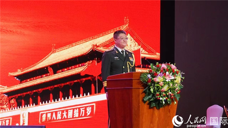 圖為中國駐老撾大使館國防武官李兵大校致辭。人民網(wǎng)記者 孫廣勇攝