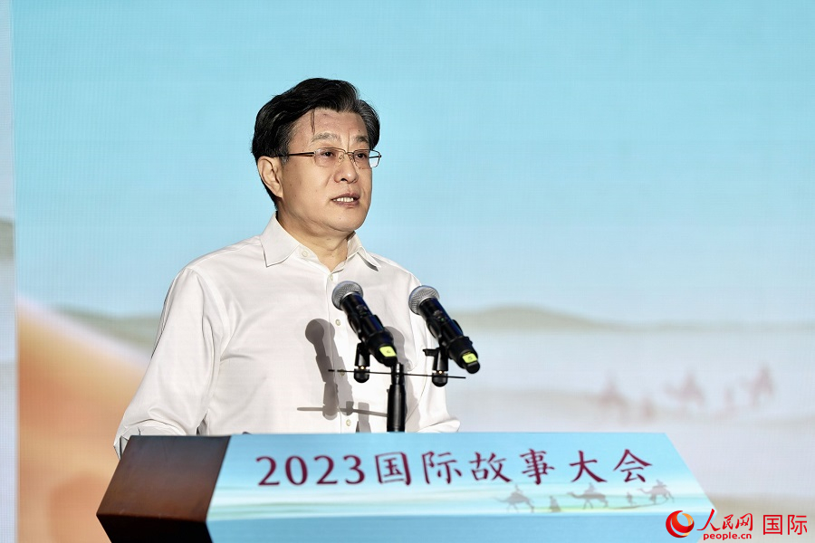 中國人民對外友好協(xié)會副會長李?？罗o。人民網(wǎng) 盧鵬宇攝