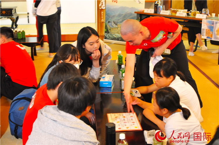 中日青少年聯(lián)歡交流會(huì)現(xiàn)場(chǎng)。人民網(wǎng) 蔣曉辰攝