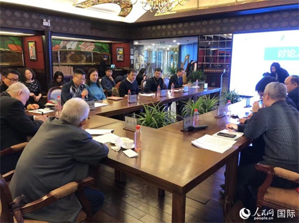 與會(huì)專家學(xué)者就拉美局勢(shì)和中拉關(guān)系展開討論。人民網(wǎng)記者 趙健攝