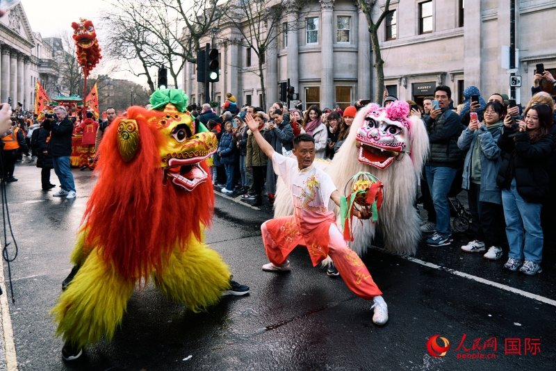 倫敦新春慶典現(xiàn)場(chǎng)。人民網(wǎng) 郭錦標(biāo)、楊浩鵬攝