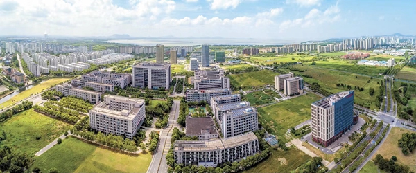 航拍產(chǎn)業(yè)園區(qū)一角。無(wú)錫高新區(qū)管委會(huì)供圖