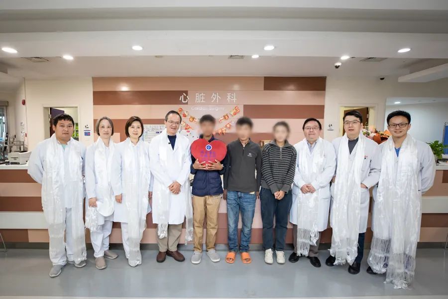 17歲少年咳嗽發(fā)熱15天，找不到感染原因！一查心臟更嚇人！上海醫(yī)生出手→