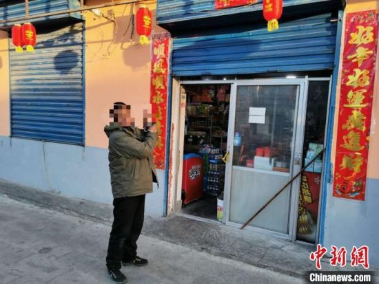 圖為犯罪嫌疑人指認(rèn)現(xiàn)場(chǎng)?！∏嗪Ｊ」矎d森林警察總隊(duì)刑偵治安支隊(duì)供圖