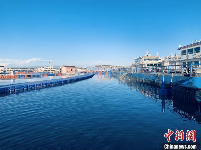 圖為青海湖一角。(資料圖) 張傲 攝