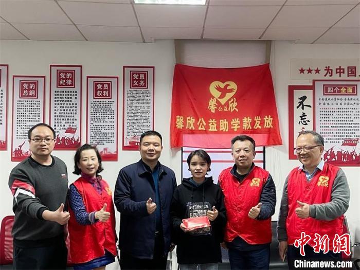 在湘求學(xué)的西藏女孩：“我淋過雨，也想努力為別人撐把傘”