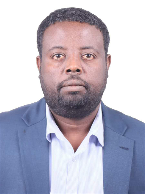 圖為埃塞俄比亞亞的斯亞貝巴大學(xué)政策研究員巴盧·德米西。受訪者供圖