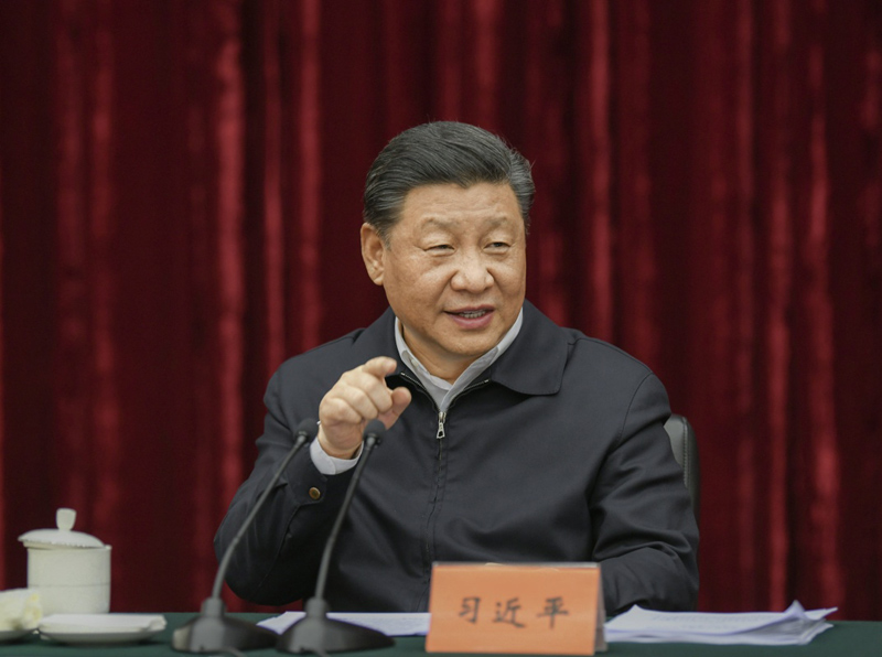 2019年4月15日至17日，中共中央總書記、國家主席、中央軍委主席習(xí)近平在重慶考察，并主持召開解決“兩不愁三保障”突出問題座談會。這是4月16日下午，習(xí)近平主持召開解決“兩不愁三保障”突出問題座談會并發(fā)表重要講話。新華社記者 謝環(huán)馳 攝