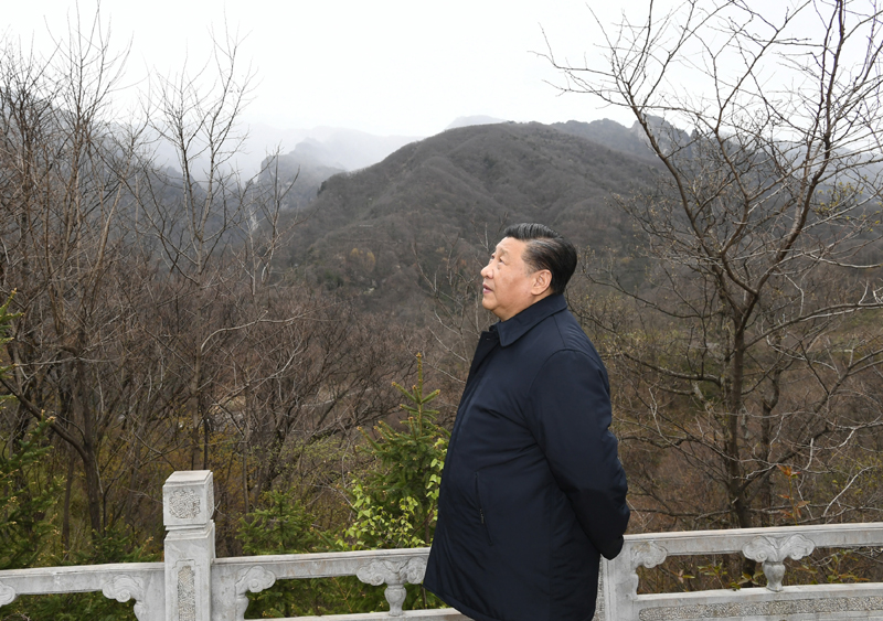 2020年4月20日，習(xí)近平總書記在位于陜西柞水的秦嶺牛背梁國家級自然保護(hù)區(qū)考察秦嶺生態(tài)保護(hù)情況。