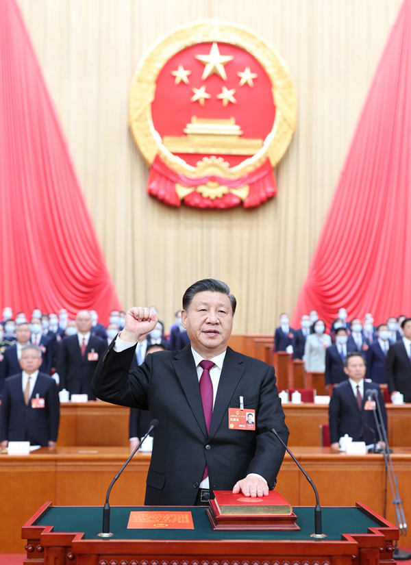 2023年3月10日，習(xí)近平進行憲法宣誓。