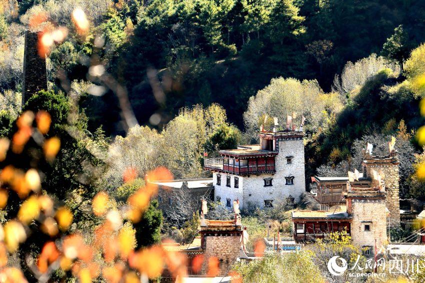 丹巴美景。李永安攝