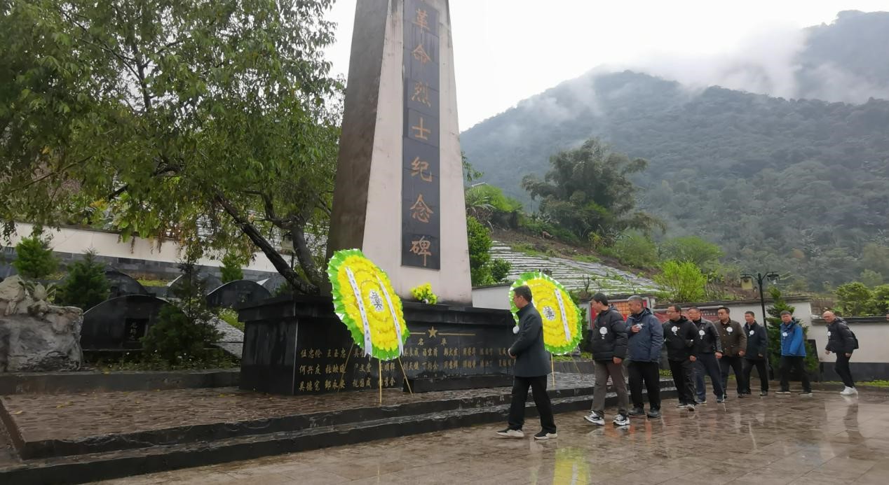 學(xué)黨史祭英烈強(qiáng)動力，扎實走好援藏路