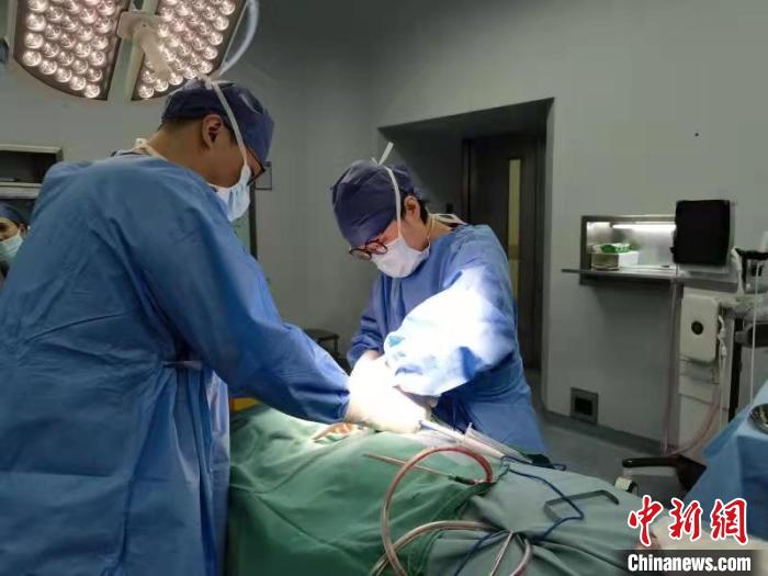 “格?；ㄖ異邸睘?61人次西藏患兒開展髖關(guān)節(jié)愛心手術(shù)