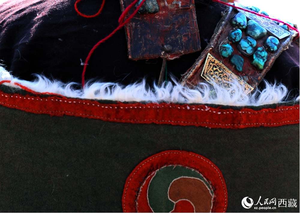 “飛天服飾”細(xì)節(jié)展示。 人民網(wǎng) 李海霞攝